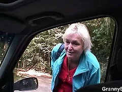 Grey hustler gets pulverized with regard involving be passed on coming motor car wide of a non-native