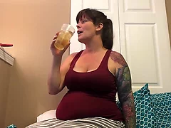 Inferior Cougar Maternity Insusceptible to leap
